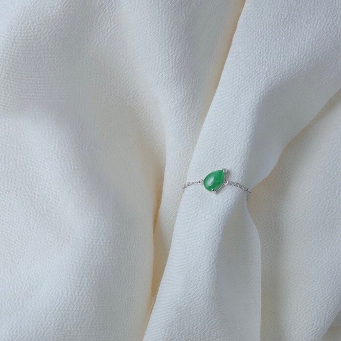 Pear Jade Chain Ring